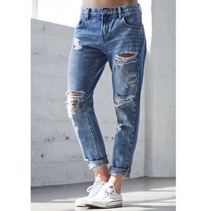 Bullhead Distressed Boyfriend Jeans